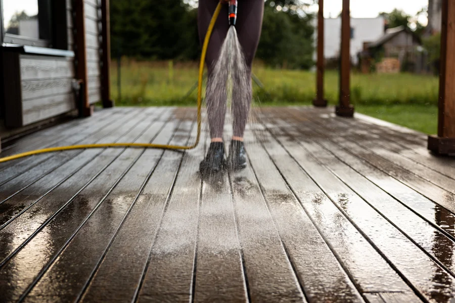 Reliable Deck Cleaning Service in Wellington FL