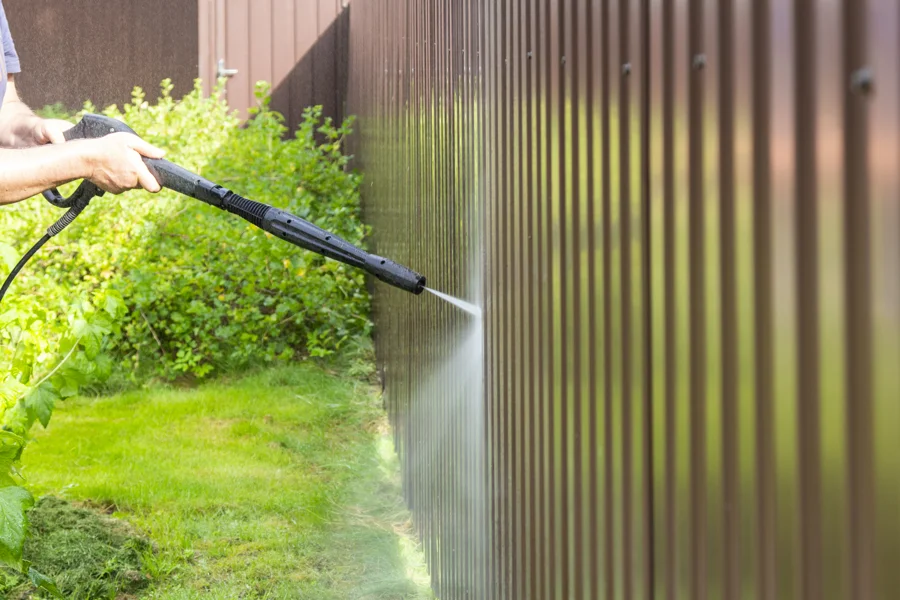 Power Washing Tips in Wellington FL